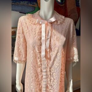Vintage PINK BOW LACE Long Robe Peignoir Gown Coquette Odette Barsa 1960s 60s S